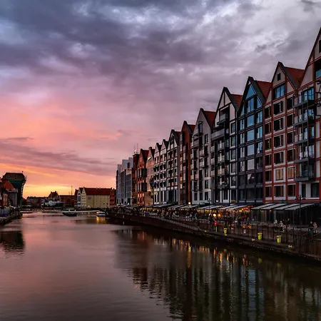 Premium Kingdom On The Motlawa River- Free Parking 아파트 *