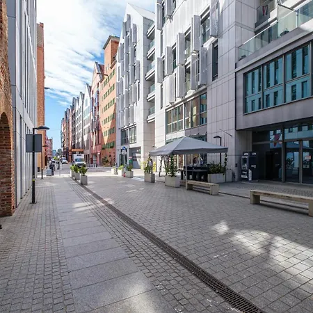 Premium Kingdom On The Motlawa River- Free Parking 아파트 그단스크